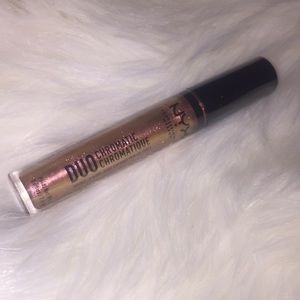 NYX Duo Chromatic Lip Gloss